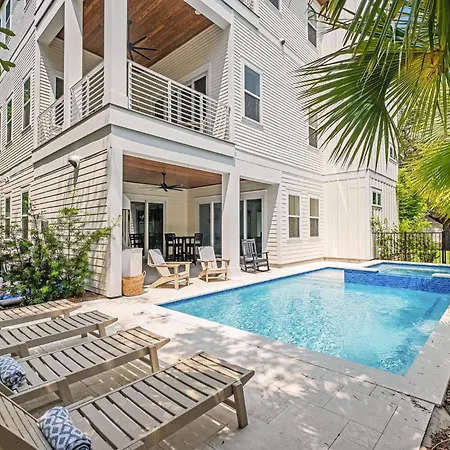 Tailwinds And Tides Villa